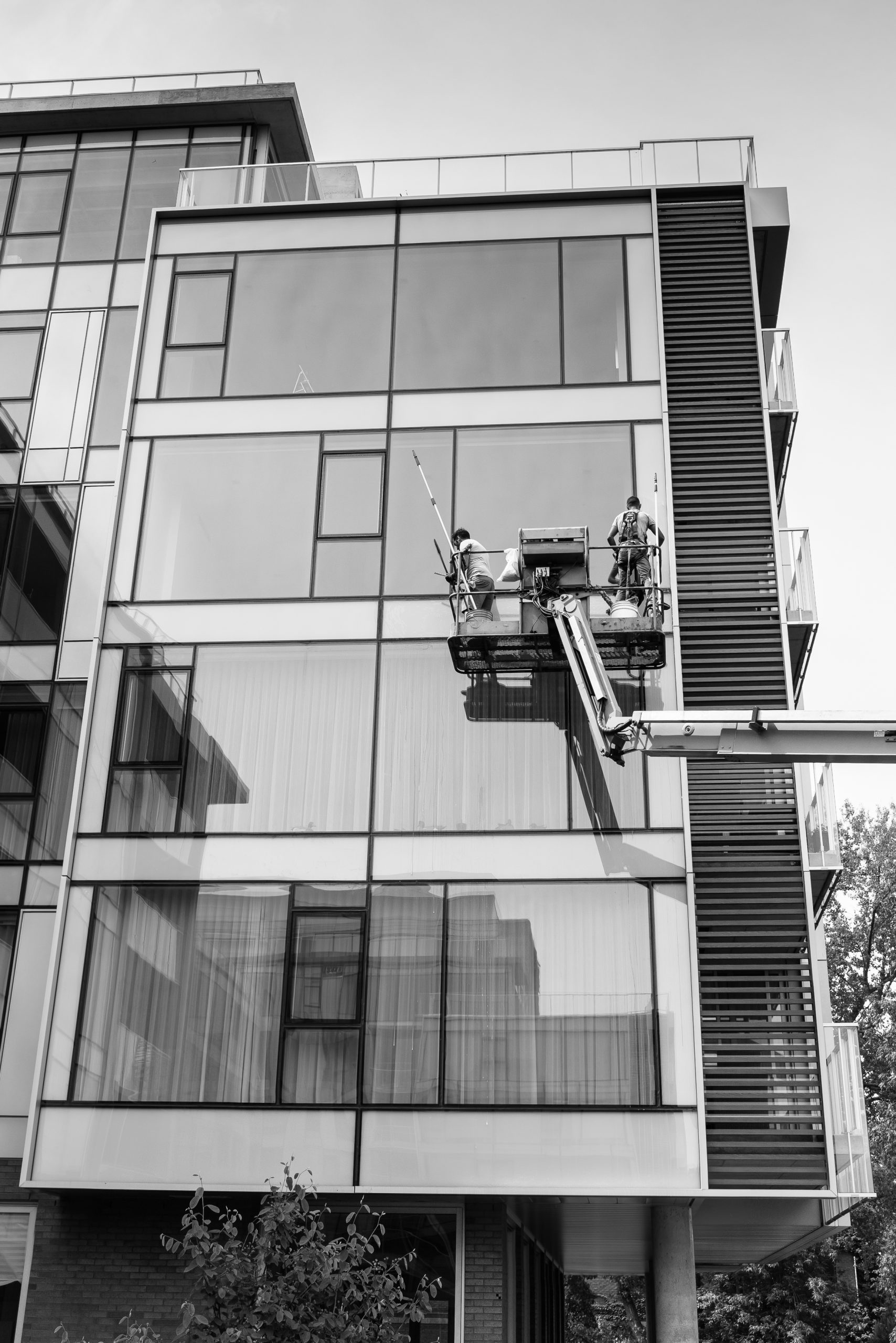 Lavage de vitres en hauteur | Groupe Impec